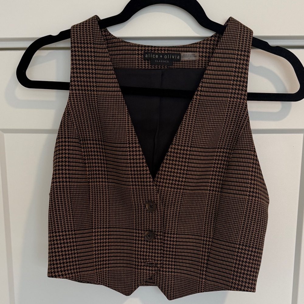 Alice + Olivia Houndstooth Brown Vest